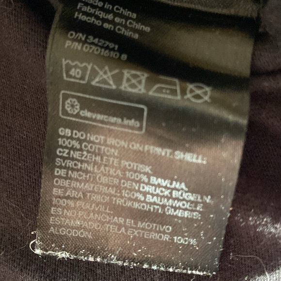 Lot of three 100% cotton tees—The Exorcist, Gremlins & Buffy the Vampire Slayer - Picture 5 of 13